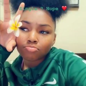 Meet your Posher, Amaya